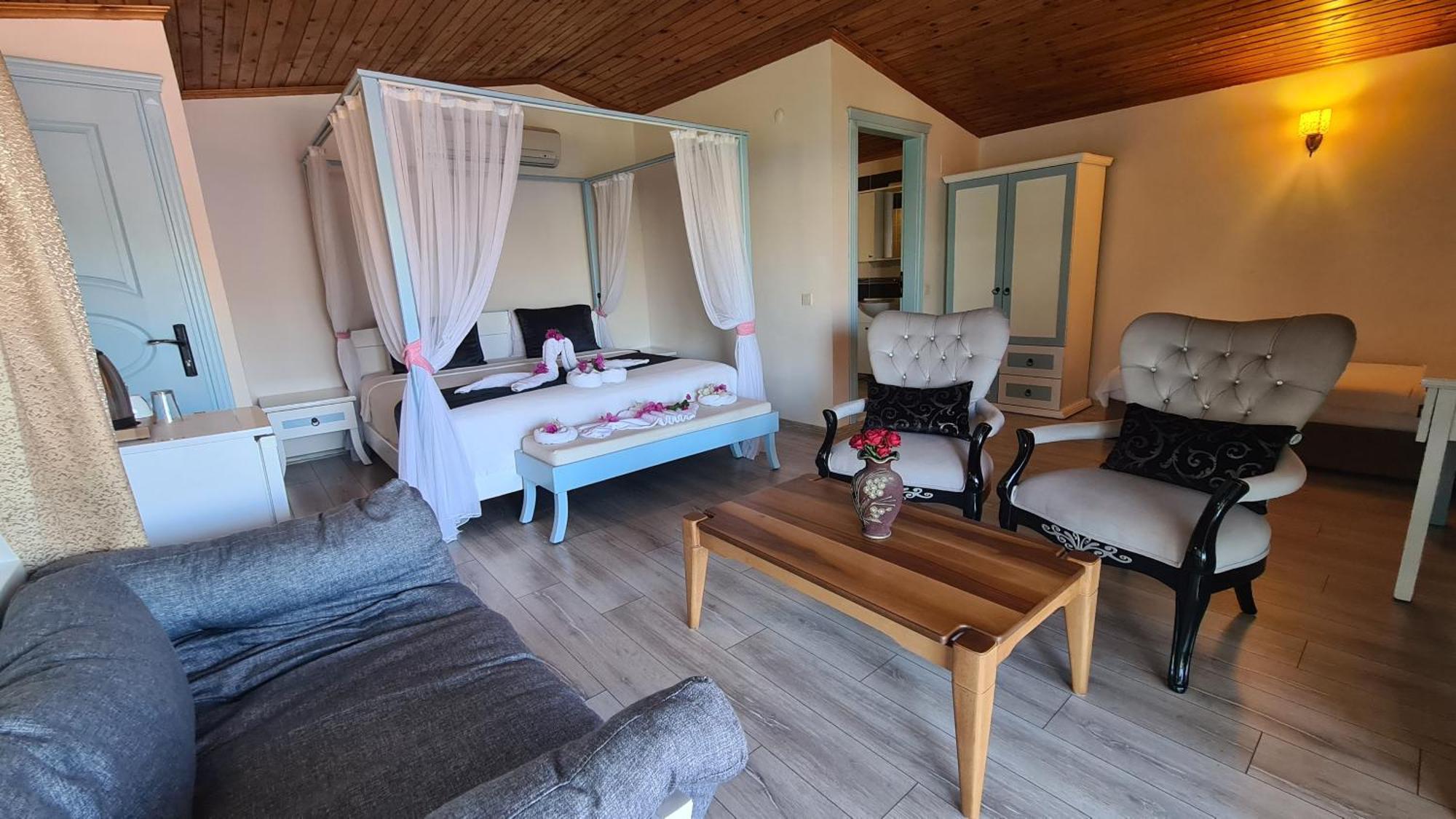 Aphrodite Hotel Бозбурун Экстерьер фото
